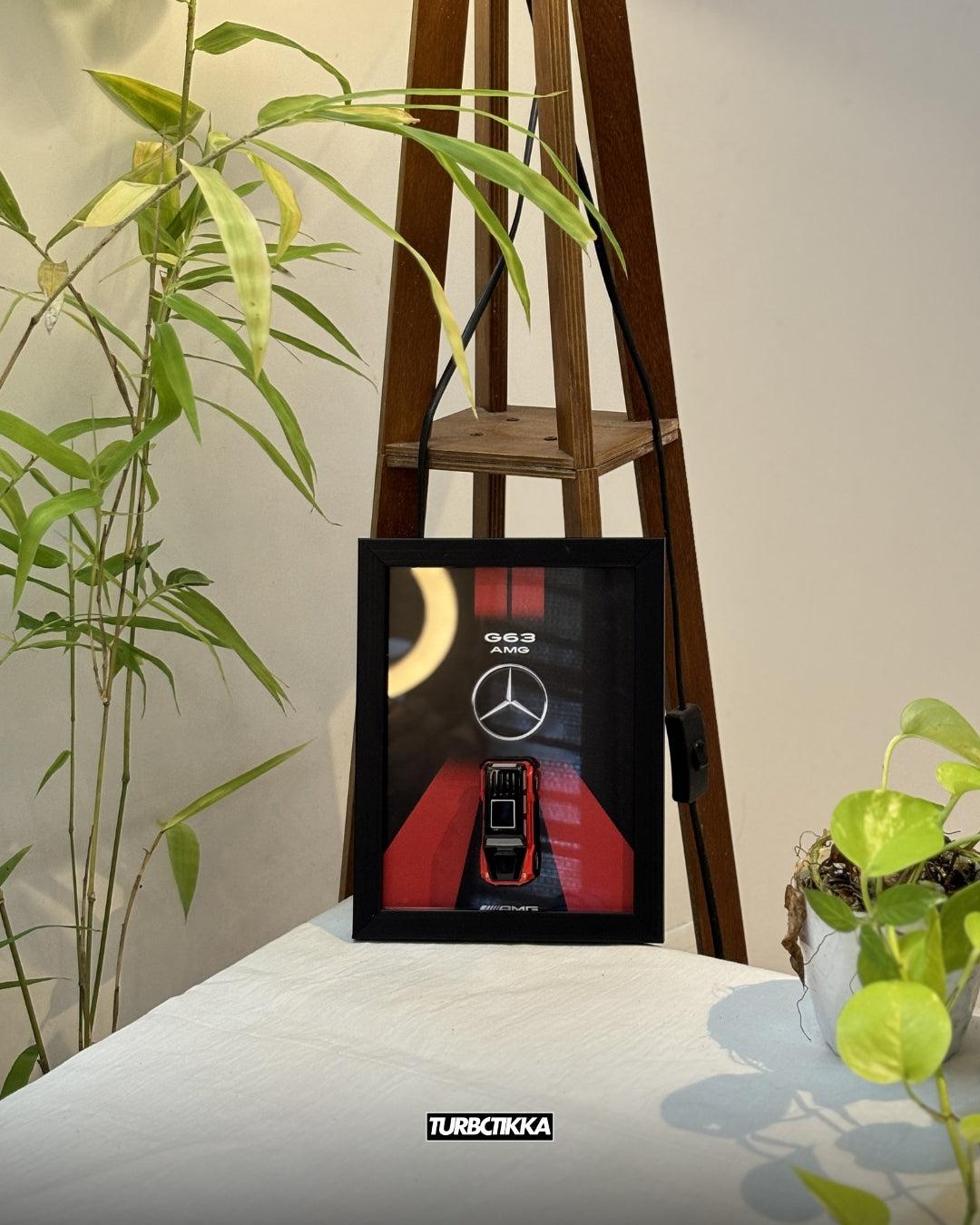 G-Wagon (replica) Red & Black Framed - Wall Art